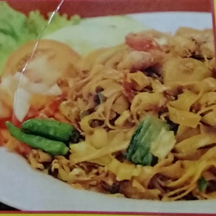 Kwetiau Goreng Baso Dan Pete