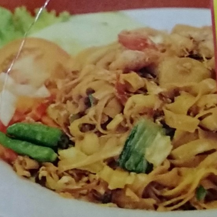 Kwetiau Goreng Sosis