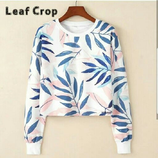 LEAF CROPE SWEATER