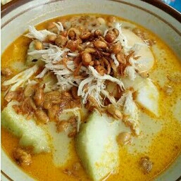 LONTONG KARI