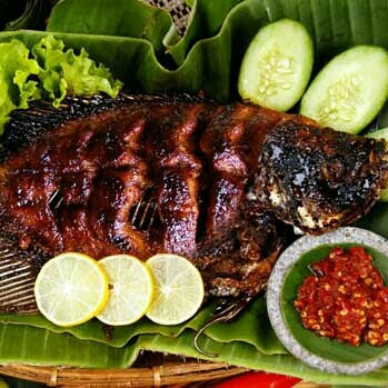 Lalapan Ikan Bakar Harga Per Ons Rp 6500