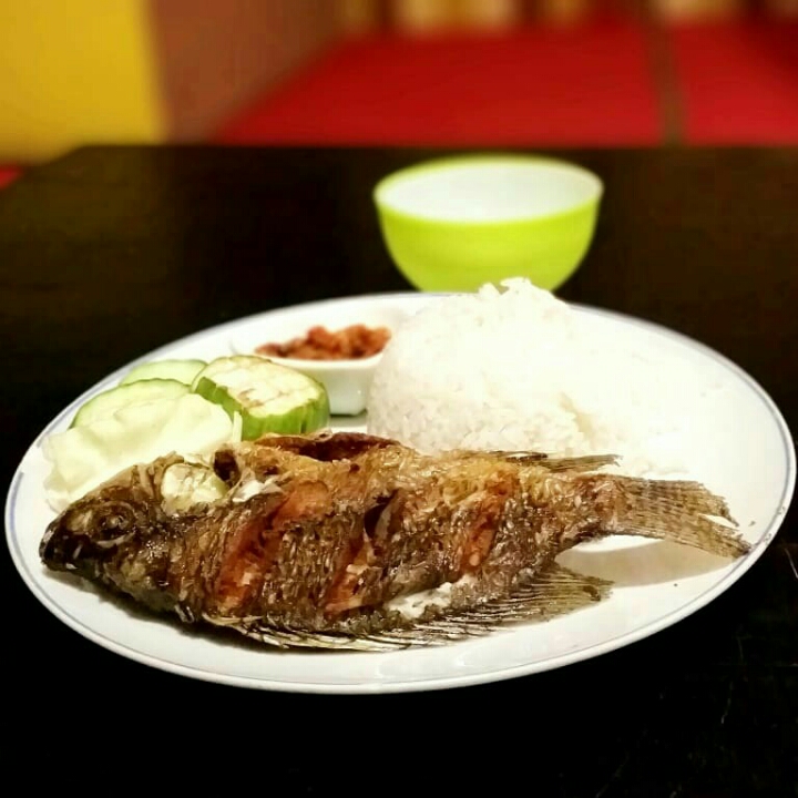 Lalapan Ikan Nila