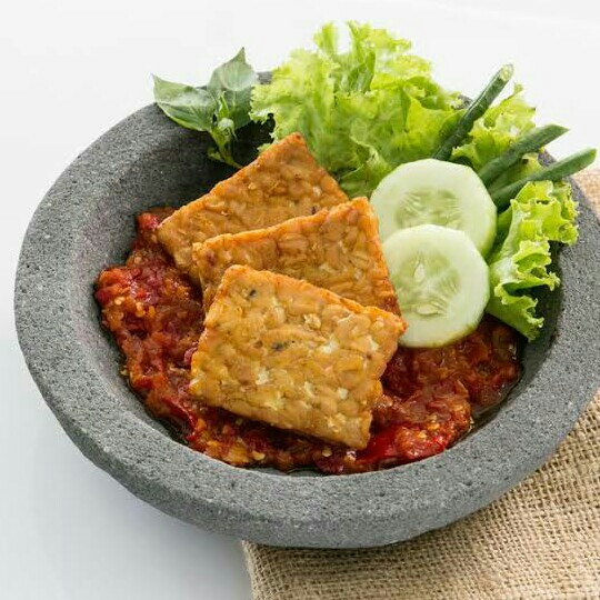 Lalapan Tempe Penyet Plus Nasi