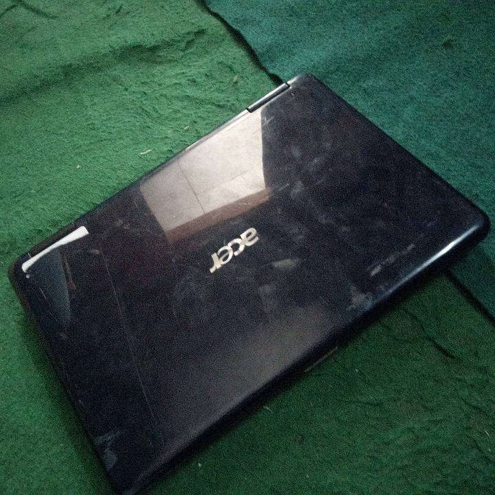 Laptop Acer 4732z 2