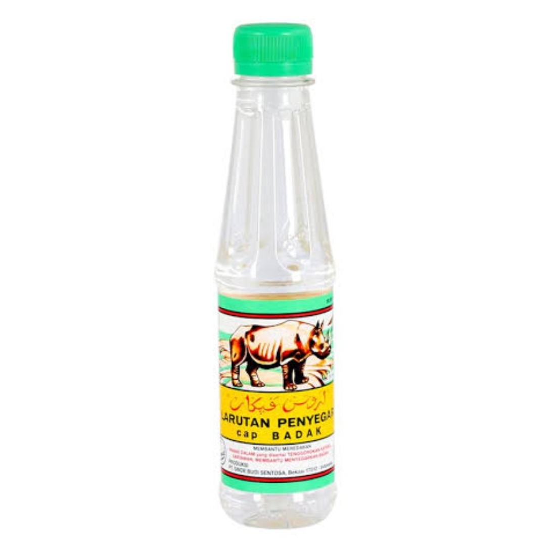 Larutan Penyegar Cap Badak Botol 200ml