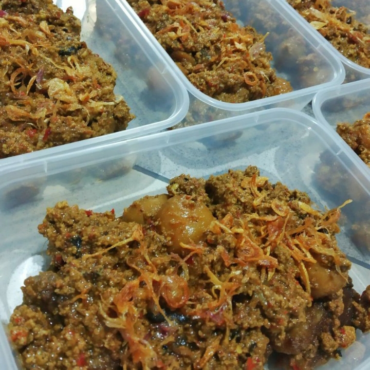 Lauk Tinggal Sreng-Rendang