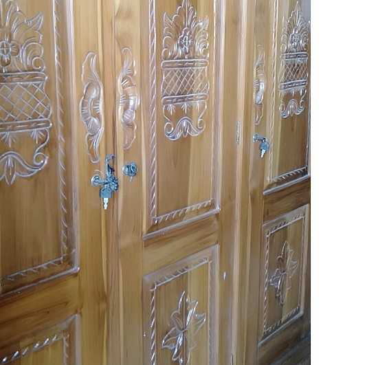 Lemari Pintu II 4