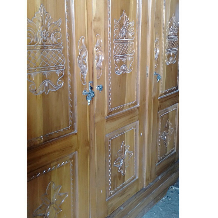 Lemari Pintu III  3