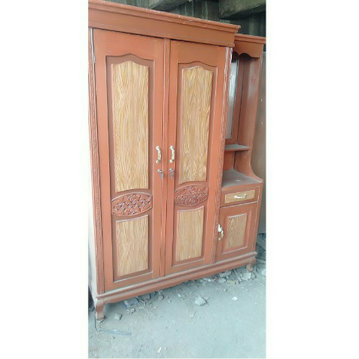 Lemari Triplek Pintu III Samping Kaca