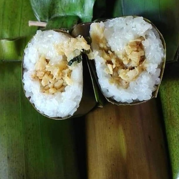 Lemper Ayam