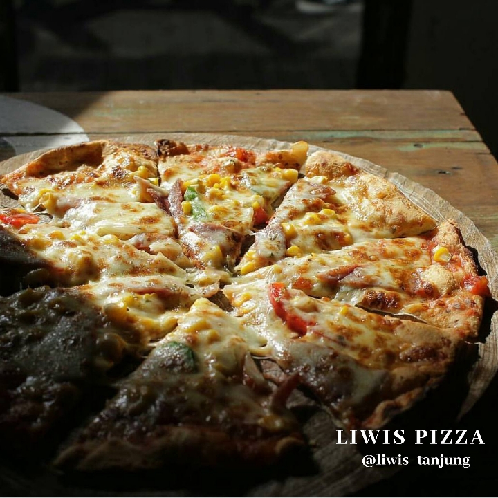 Liwis Pizza Medium