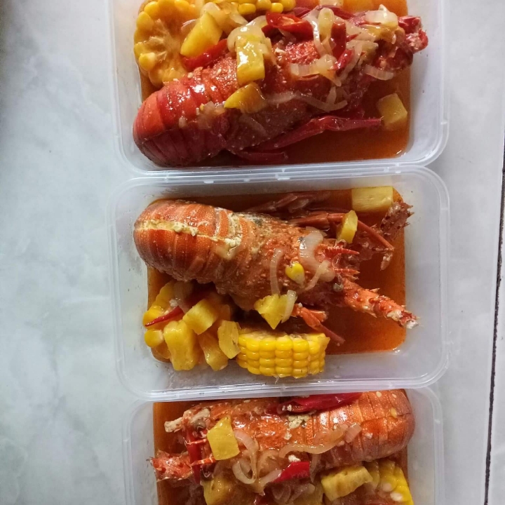 Lobster Jagung Saus Padang