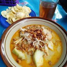 Lontong Kare Daging Sapi