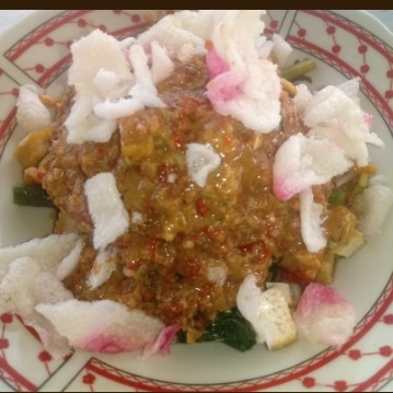 Lontong Pecal