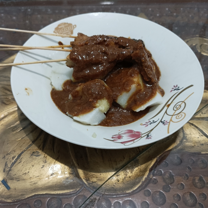 Lontong Sate Ayam