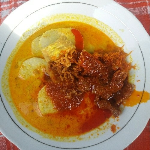 Lontong Sayur Ayam Ikan Telur Daging