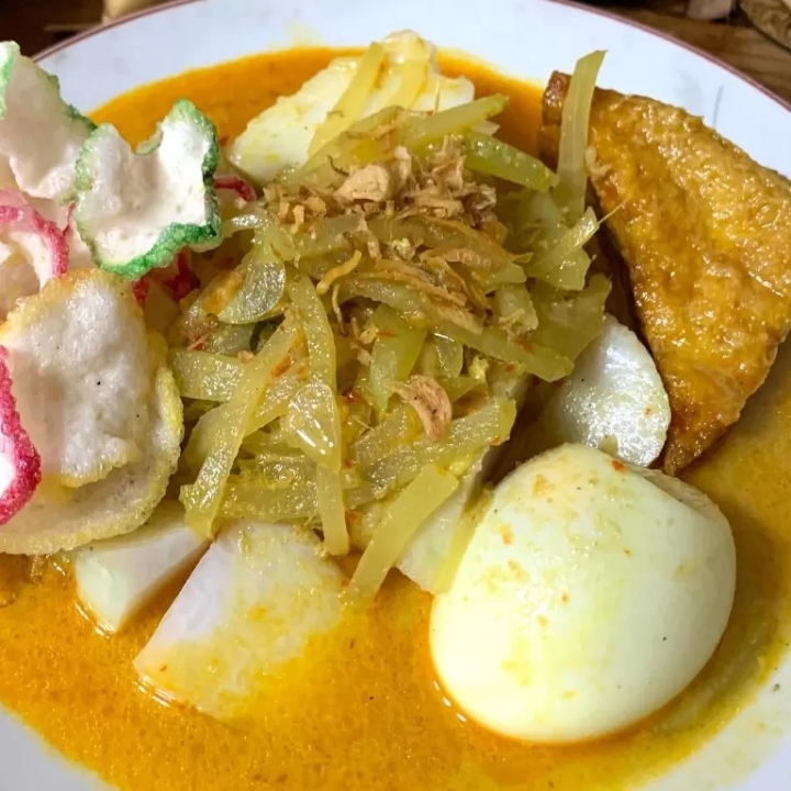 Lontong Sayur