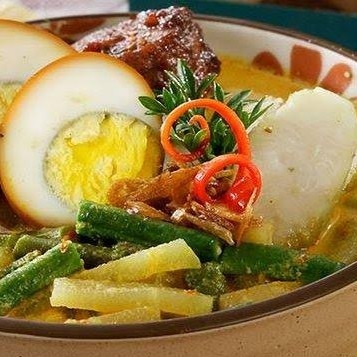 Lontong Sayur