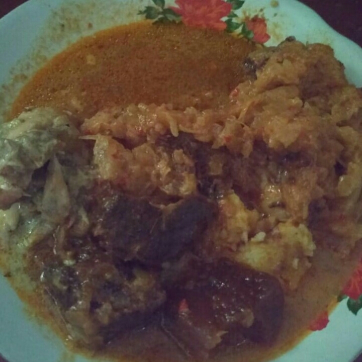 Lontong Sayur Betawi Komplit