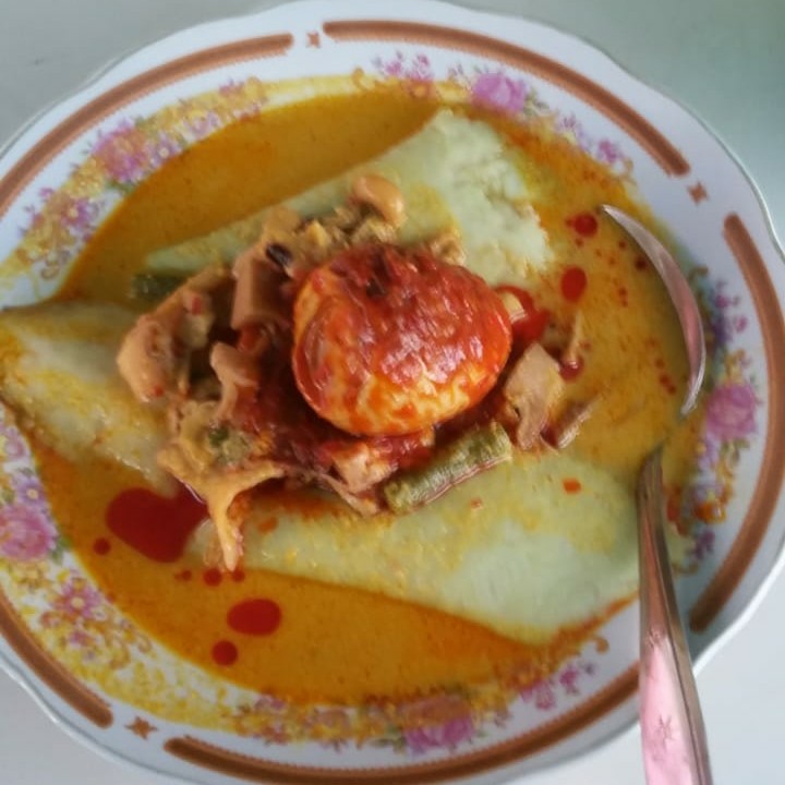 Lontong Sayur Segi3 Daun