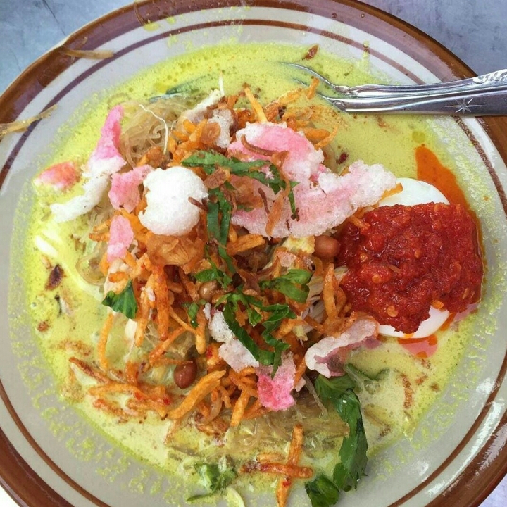 Lontong Soto