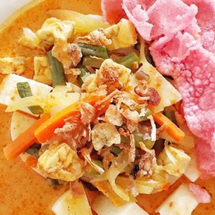 Lontong Tanpa Telur 