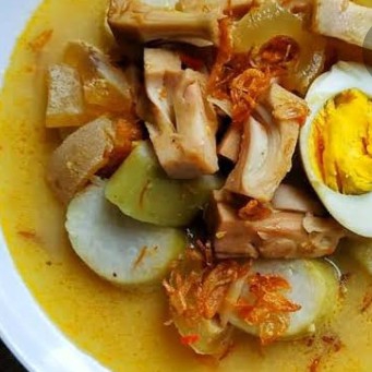 Lontong sayur nangka