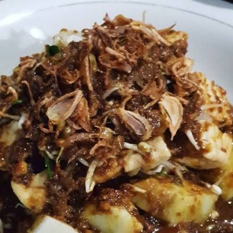 Lontong tahu