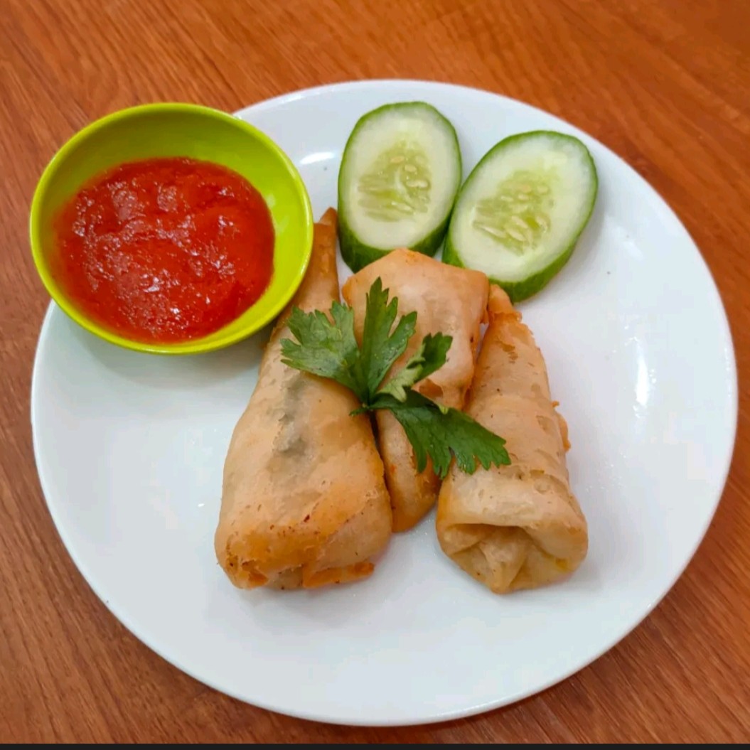 Lumpia Ikan Pedas