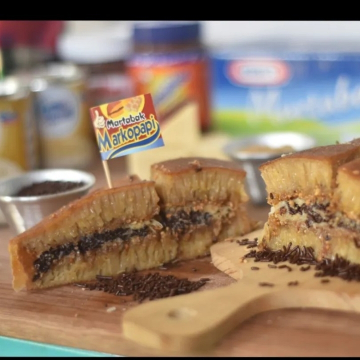 MARTABAK MANIS MIX LOYANG BESAR