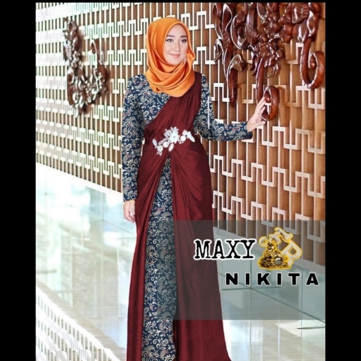 MAXY NIKITA 4