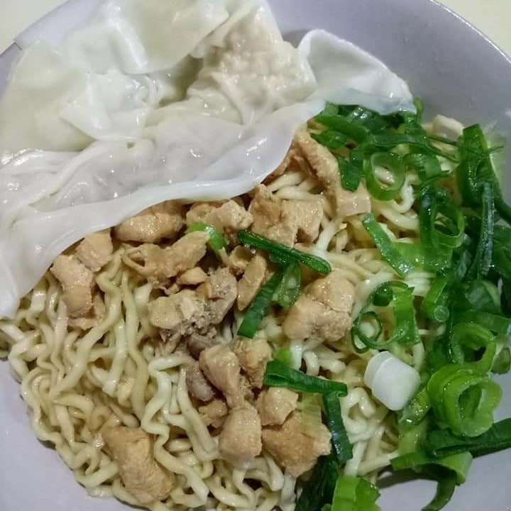 MIE AYAM 