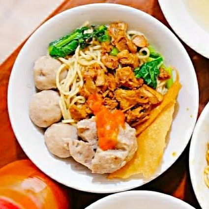 MIE AYAM BAKSO SPESIAL