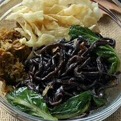 MIE AYAM Coklat