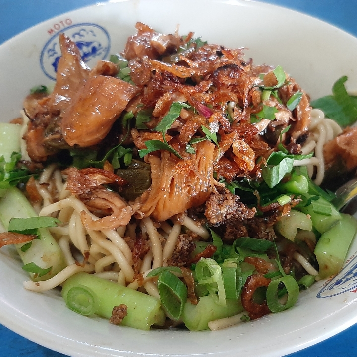 MIE AYAM KRIUK JAMUR