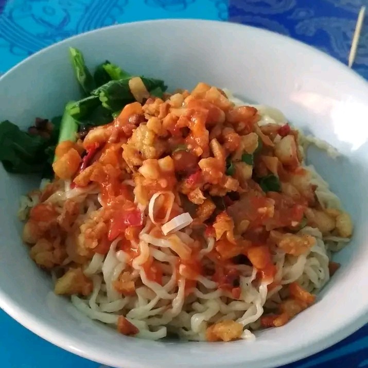 MIE AYAM RICA RICA