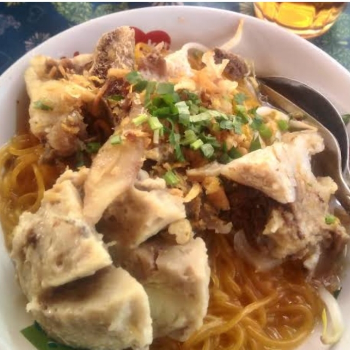 MIE BAKSO URAT