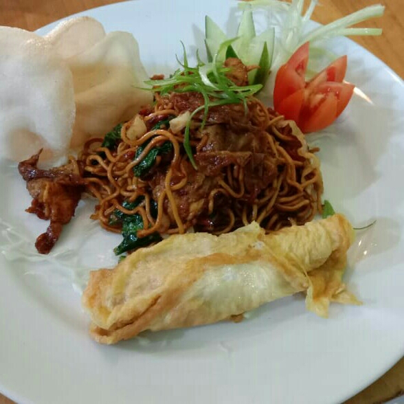 MIE GORENG AYAM