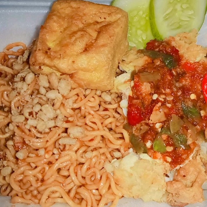 INDOMIE  AYAM GEPREK