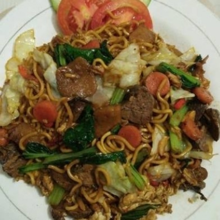 MIE GORENG SPESIAL