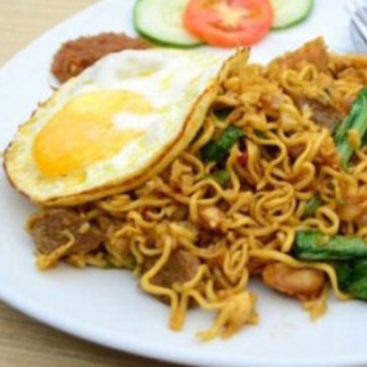 MIE GORENG SPESIAL