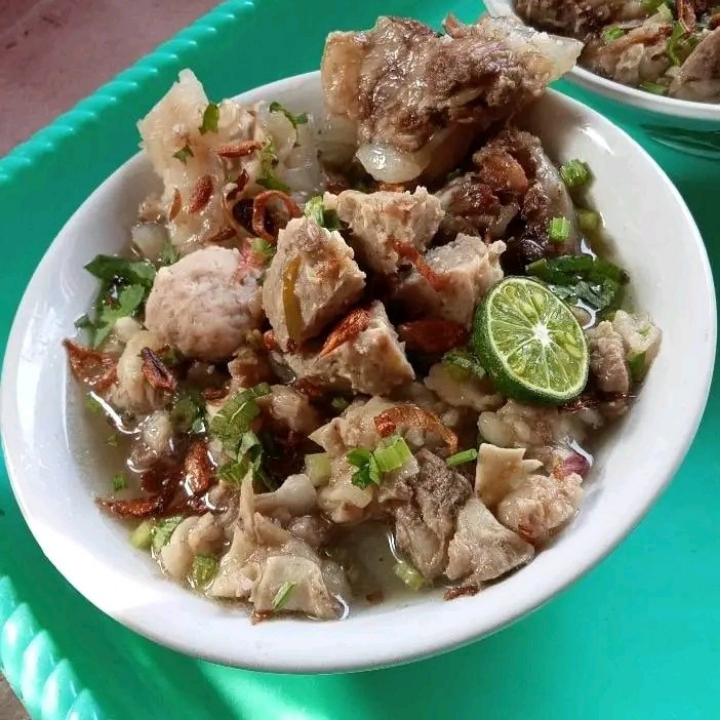 MIE KOCOK BAKSO TULANG IGA KIKIL TETELAN