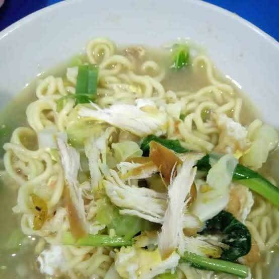 MIE KUAH AYAM