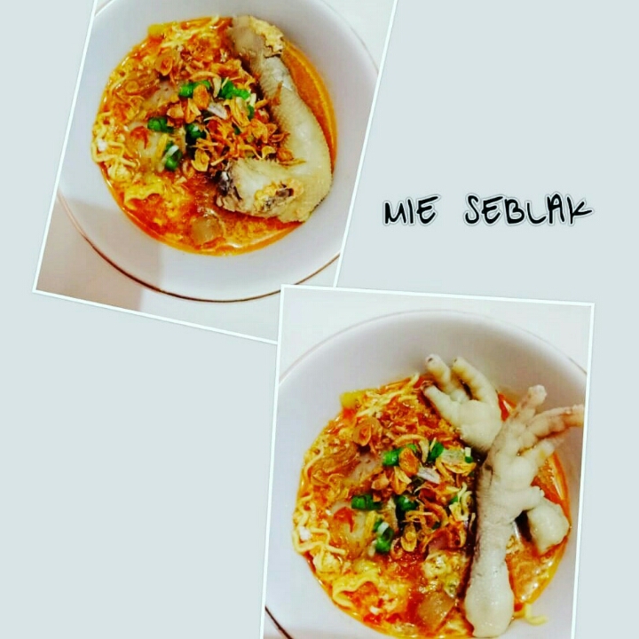 MIE SEBLAK CEKER DAN KEPALA AYAM