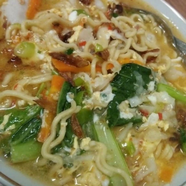 MIE TEK - TEK KUAH