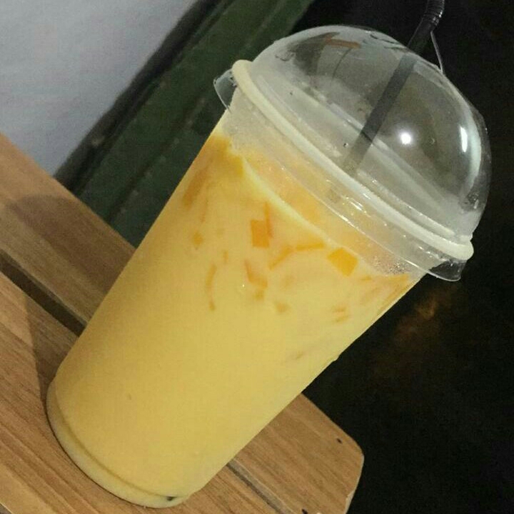 MO-KULT Mango Yakult