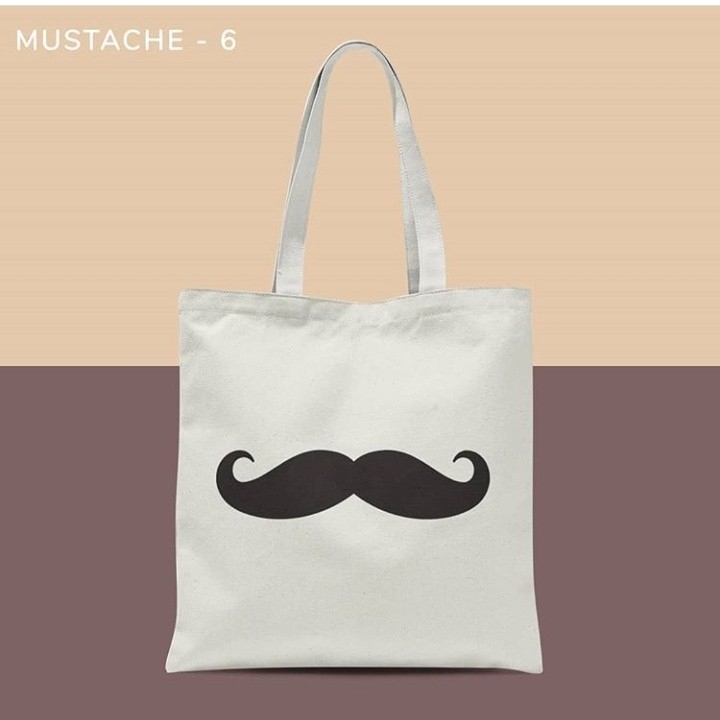 MUSTACHE TOTEBAG