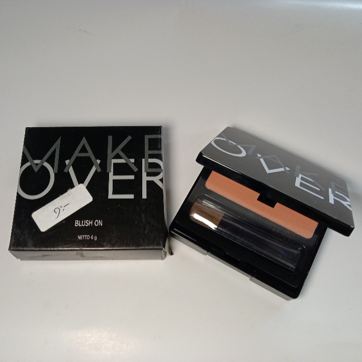 Make Over Blush On 