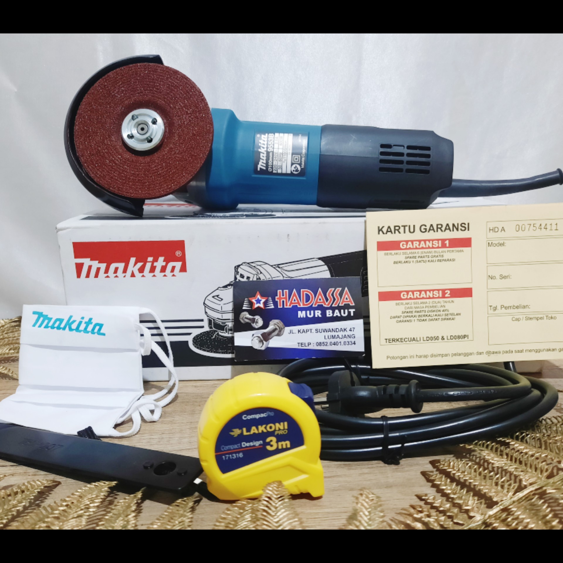 Makita 9553B 4