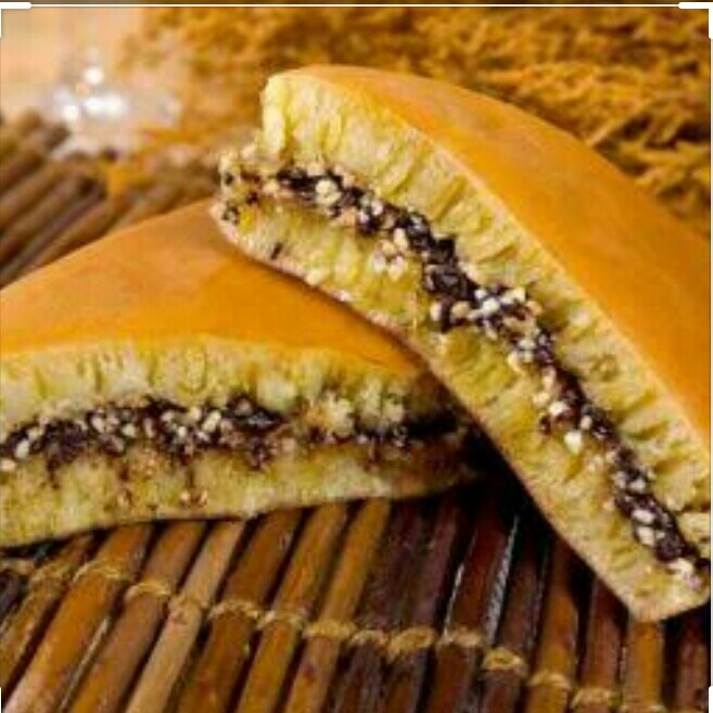 Martabak Kacang Cokelat